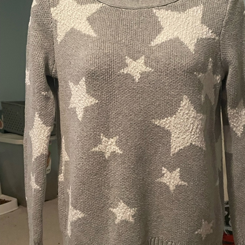 Gray Star Pattern Sweater - image 1